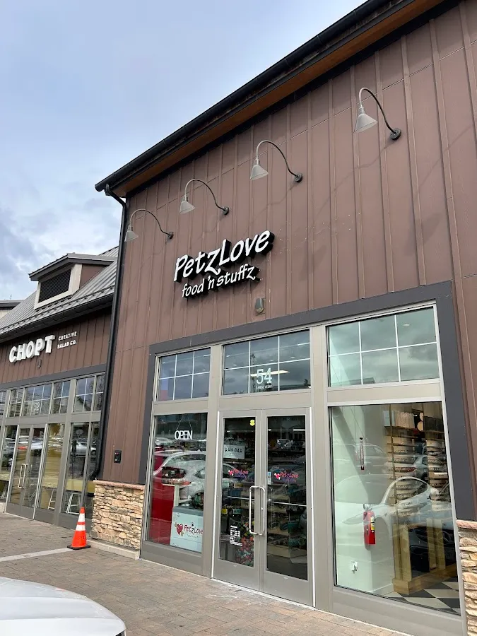 Petzlove Food 'n Stuffz Montvale photo 2