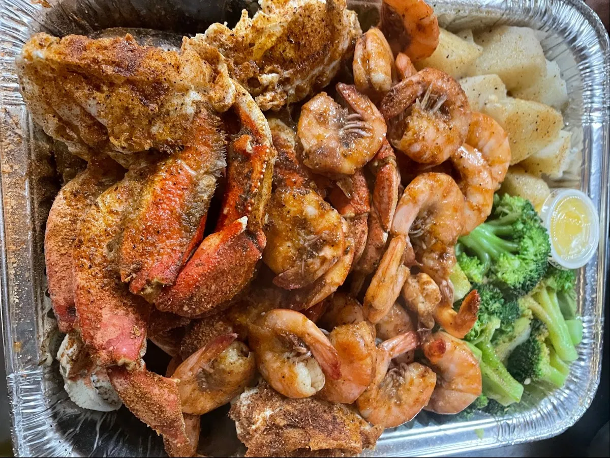 Philly's Seafood photo 3