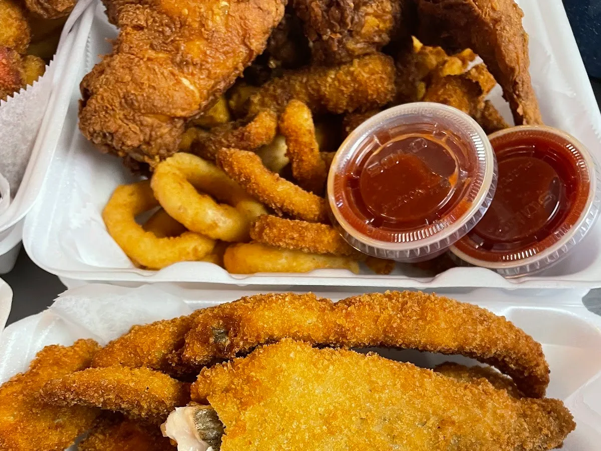 Philly's Seafood photo 4