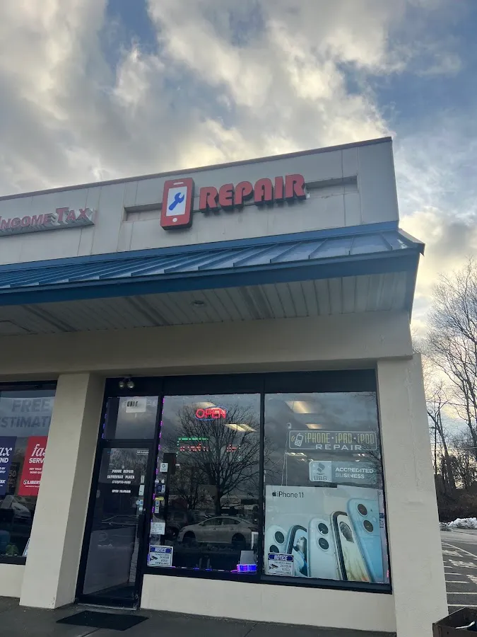 Phone Repair of Sayreville Plaza photo 2
