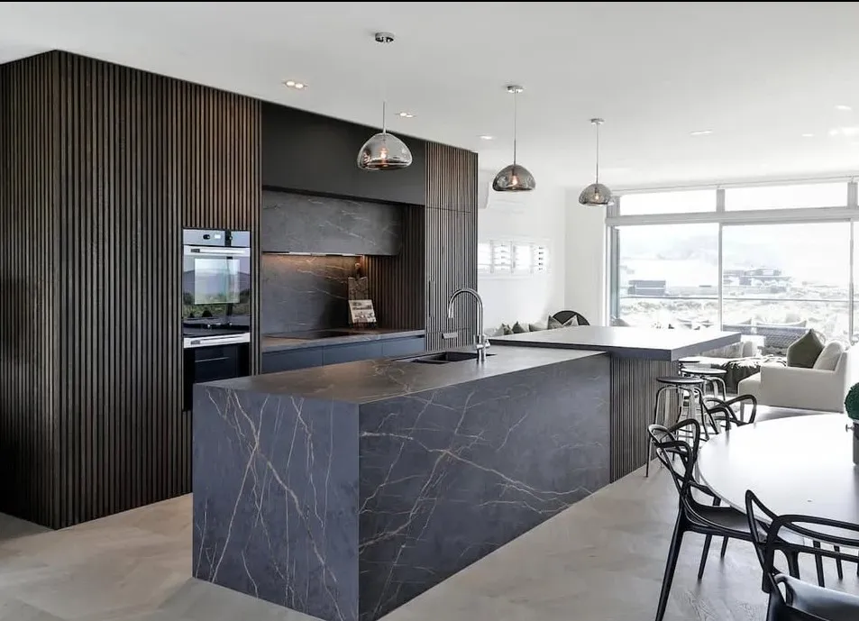 Photo Authority photo 2