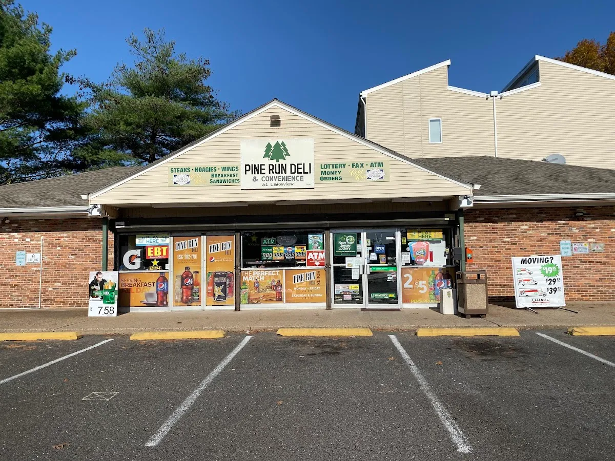 Pine Run Deli and Smoke Shop photo 2