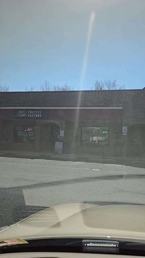 Pineland Plaza photo 2