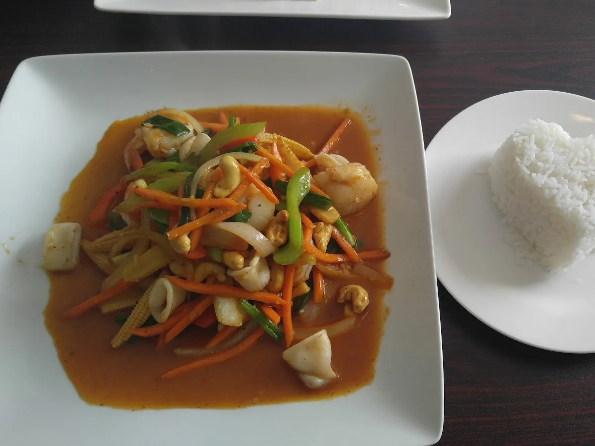 Pinto Thong Thai Cuisine photo 4