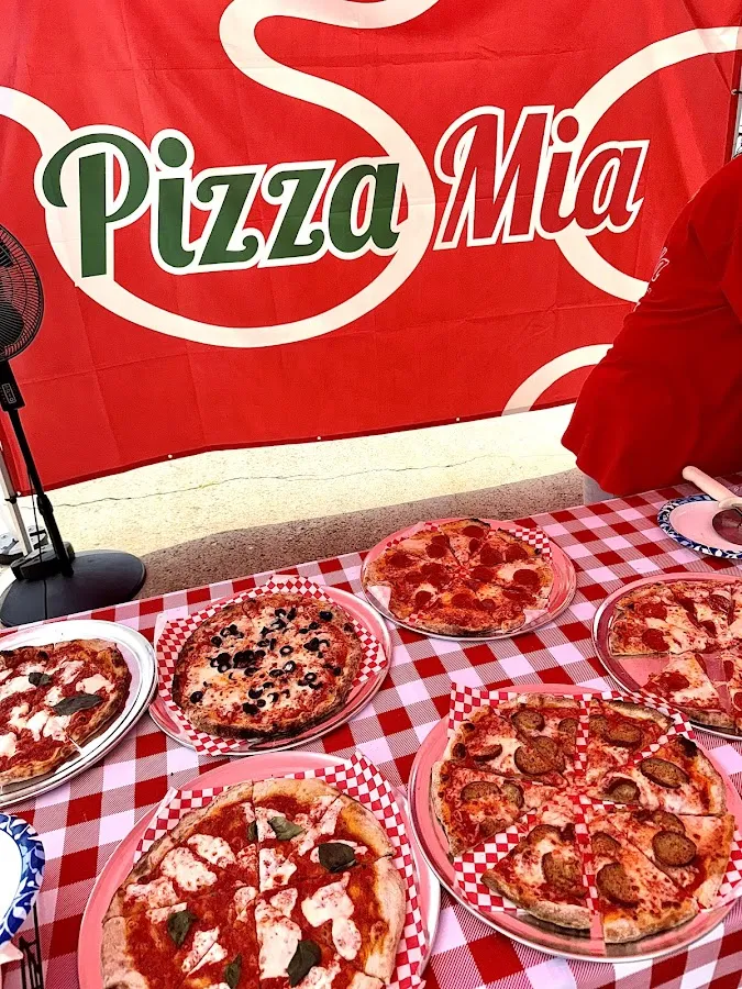 Pizza Mia Mobile Wood Fire Pizza Truck photo 2