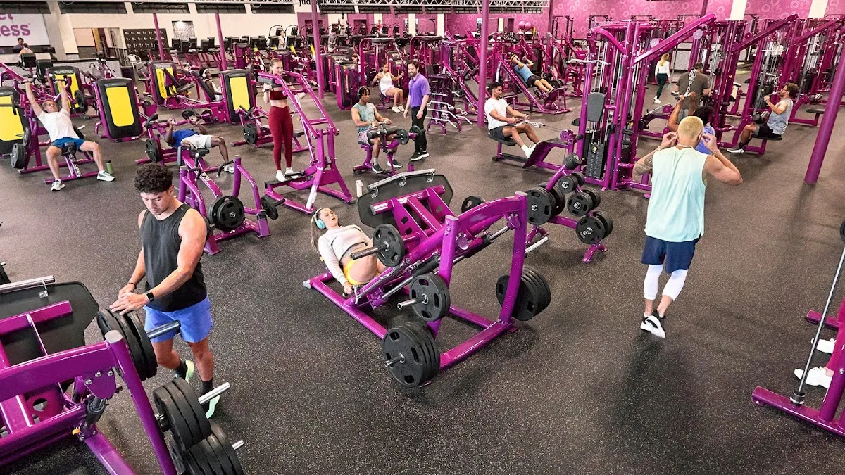 Planet Fitness Clifton photo 2