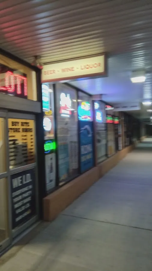 Plaza Discount Liquors