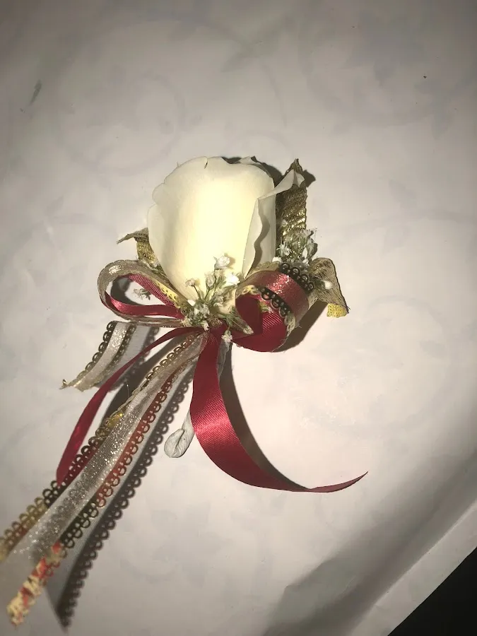 Pleasantville Flowers photo 2