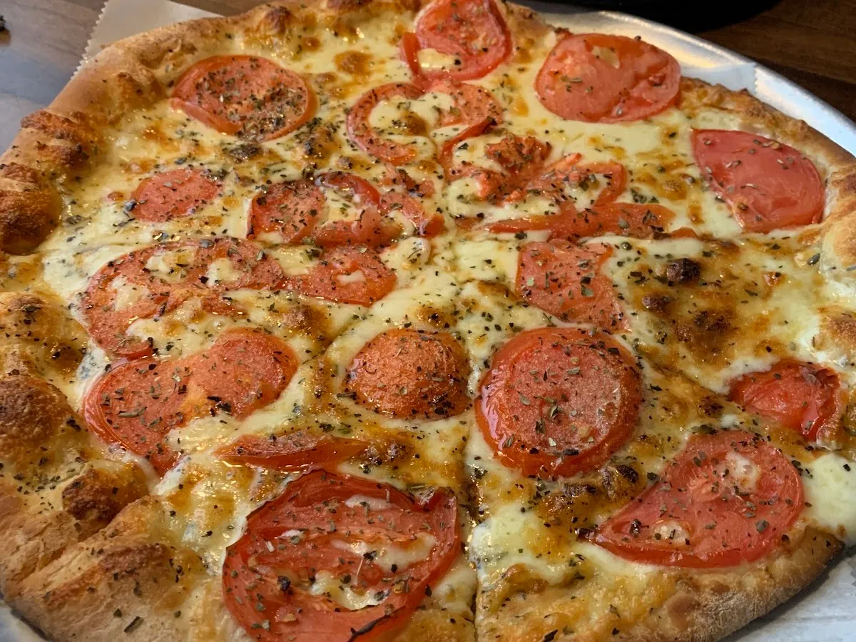 Ponzetti's Pizza photo 4