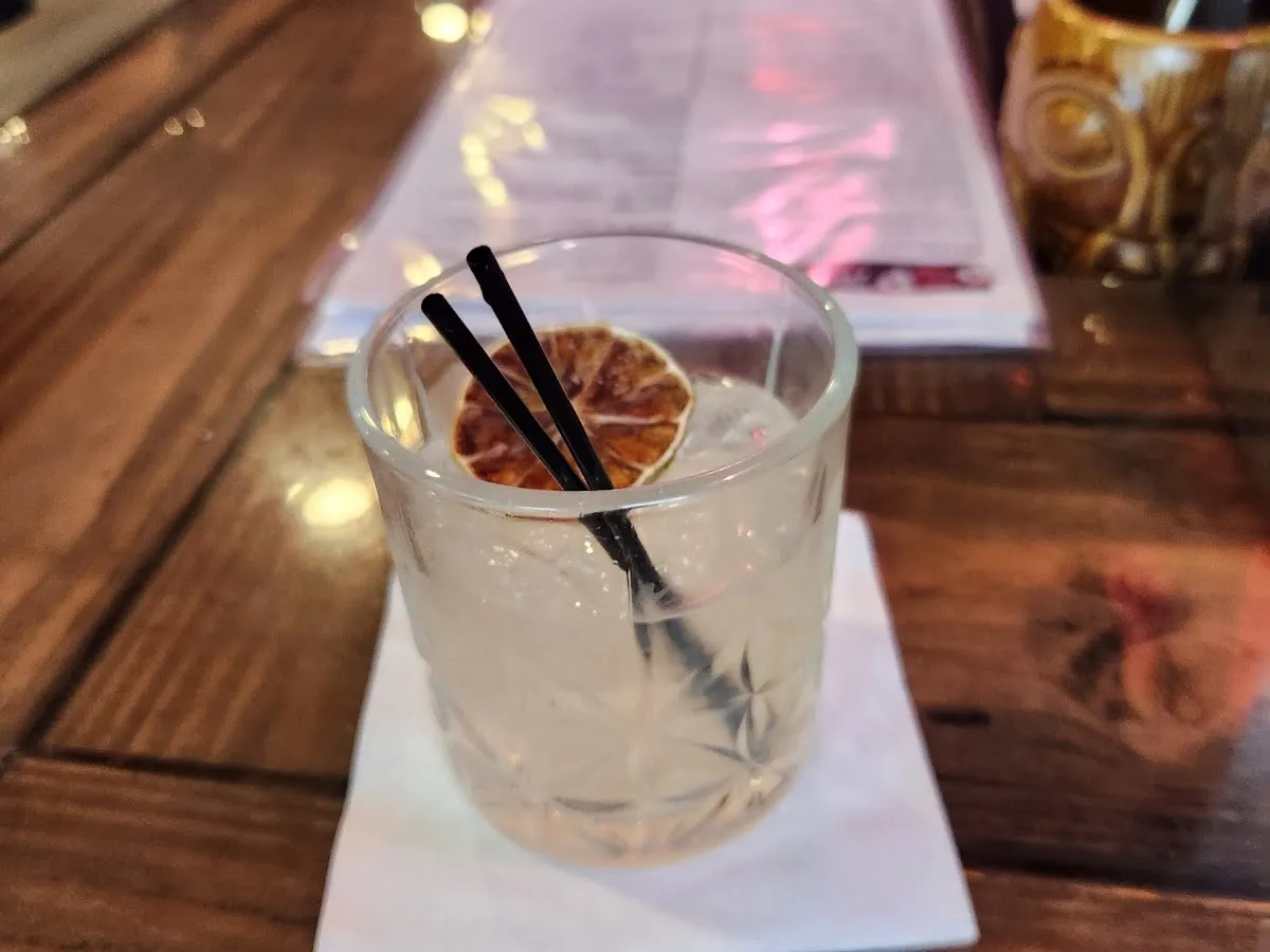 POP Taco & Bar photo 4