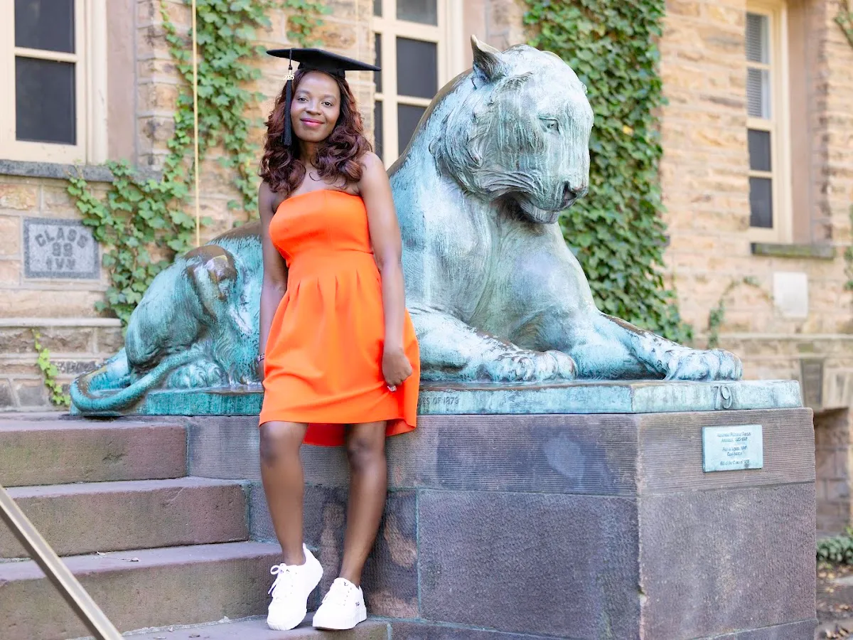 Portrait Deluxe Studio