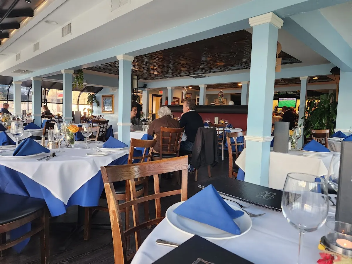Posillipo Italian Restaurant & Bar