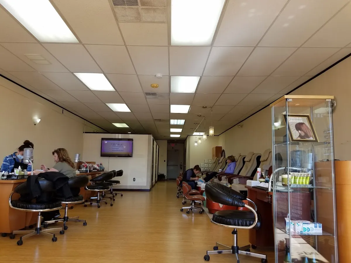 PRO Nail & Spa photo 2