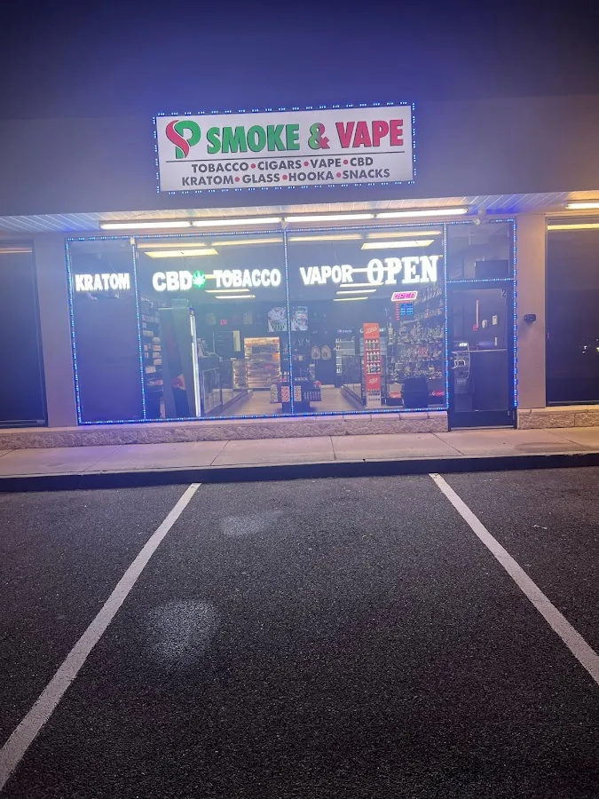 PS SMOKE AND VAPE SHOP photo 2