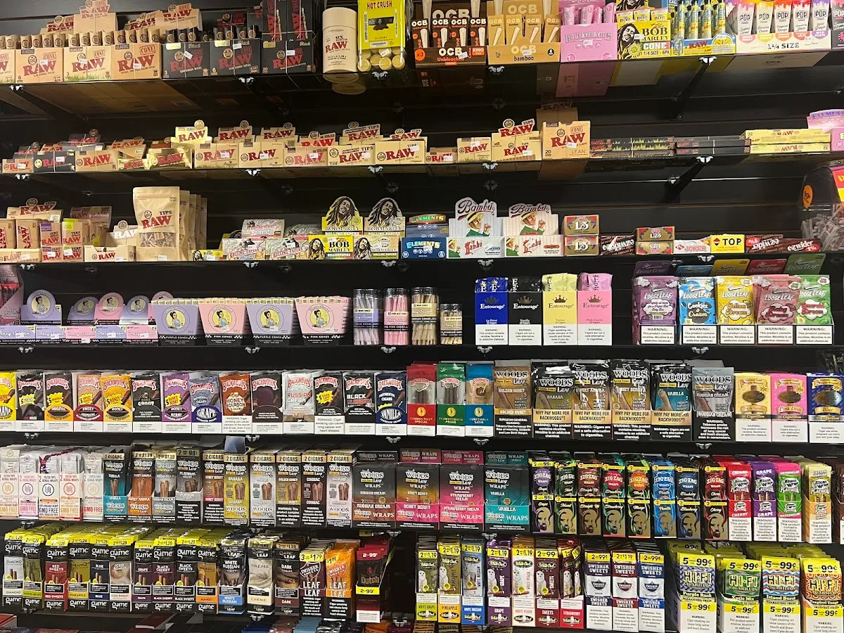 PS SMOKE AND VAPE SHOP photo 3