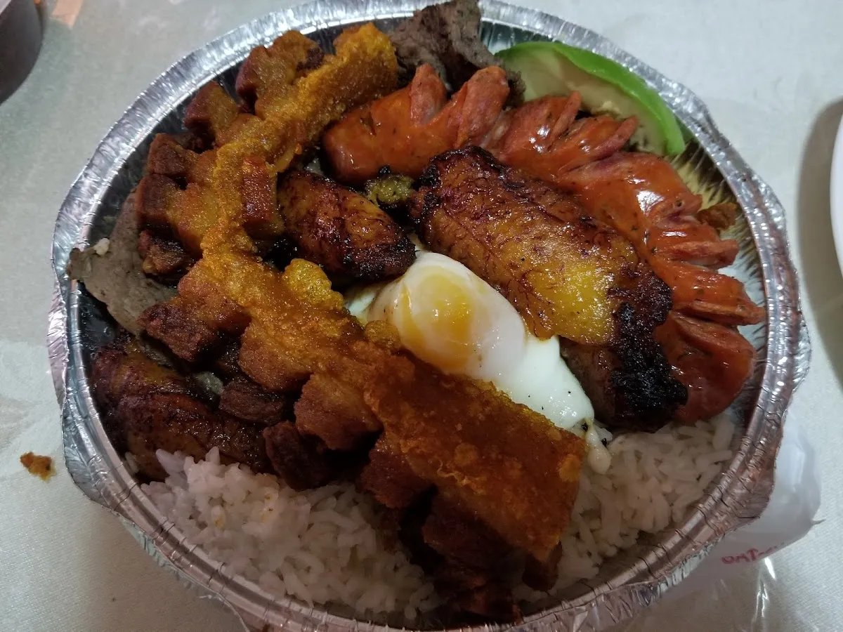 Punto Paisa Piqueteadero Colombian Resta photo 4