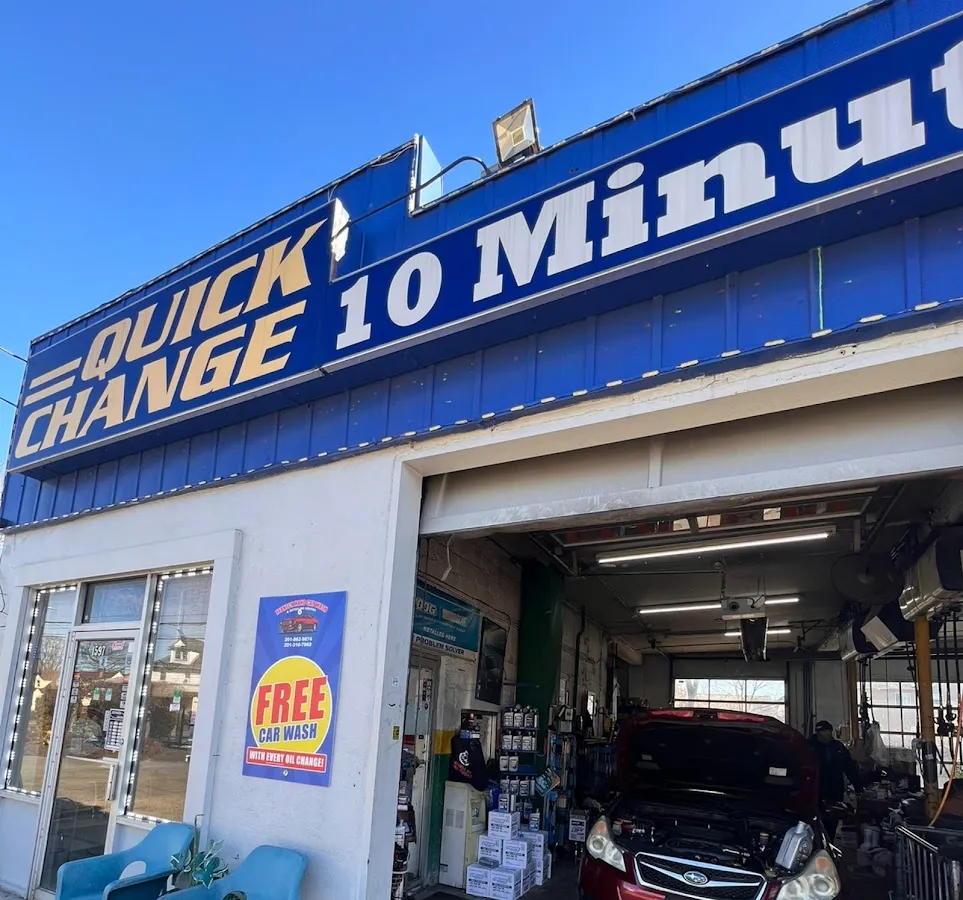 Quick Change - Open 7 Days