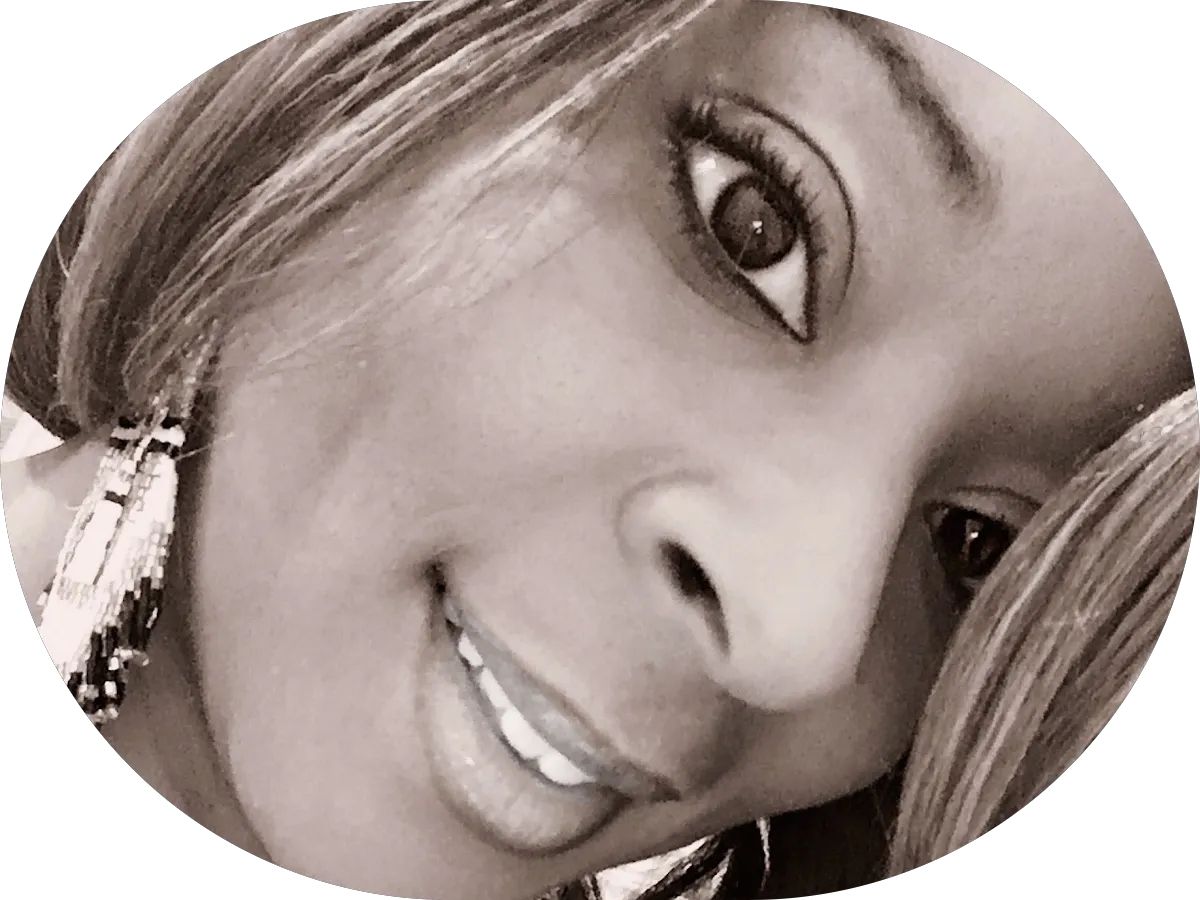 R J's Lounge & Liquors photo 5