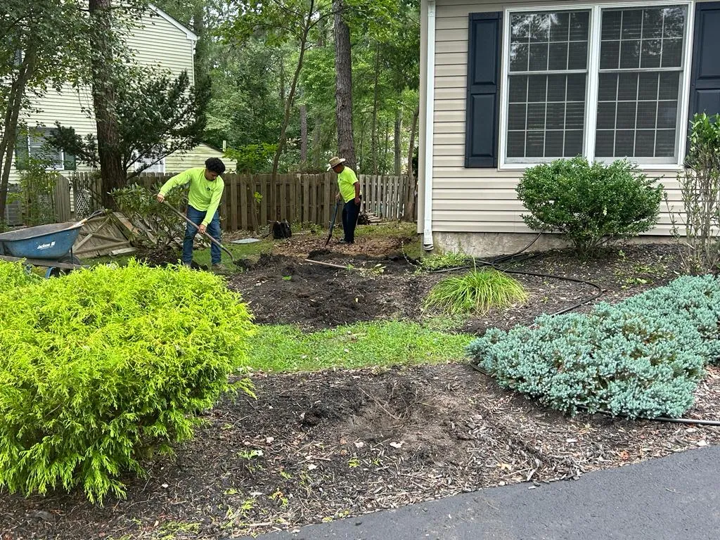 R & M Landscaping and Patios photo 4