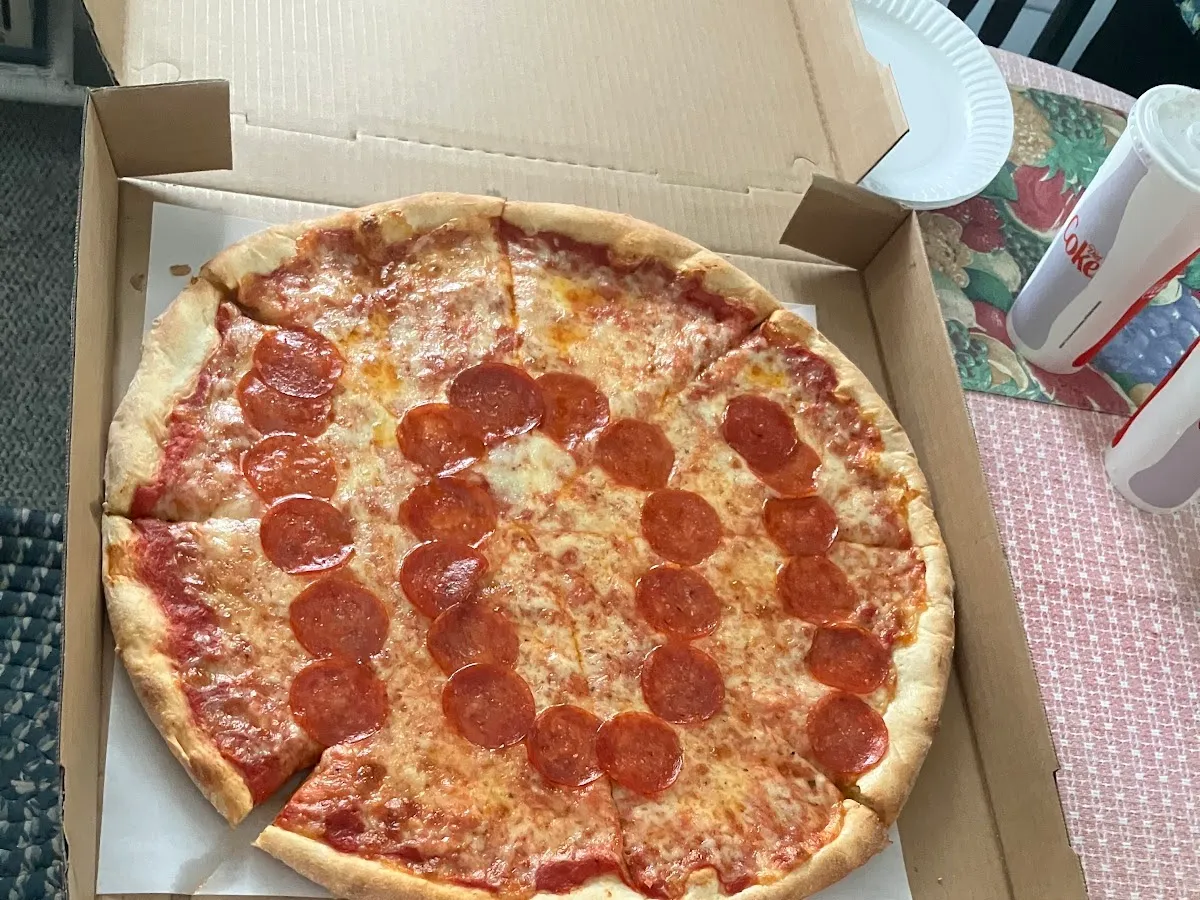 Ralph’s Pizza photo 3