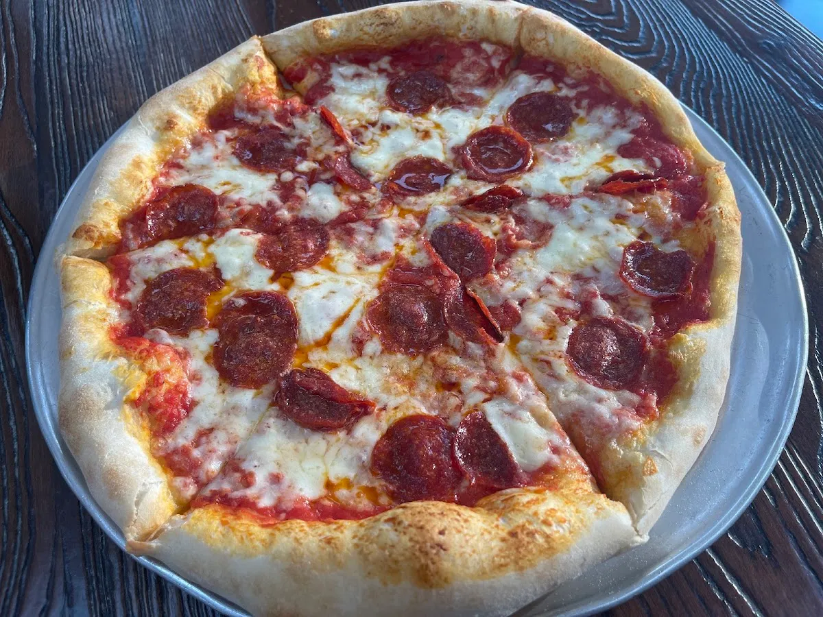 Ralphy's Pizza Restaurant photo 3