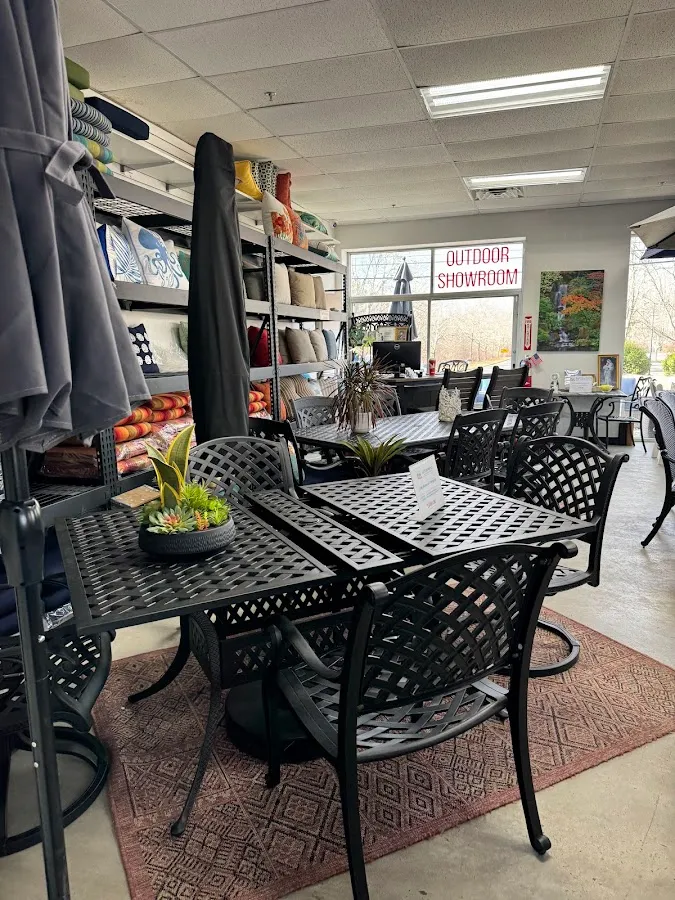 Rattan Patio & Fireplace photo 5