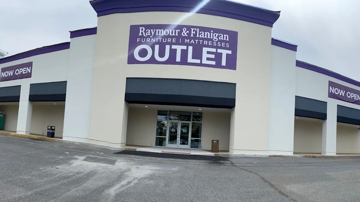 Raymour & Flanigan Furniture and Mattress Outlet