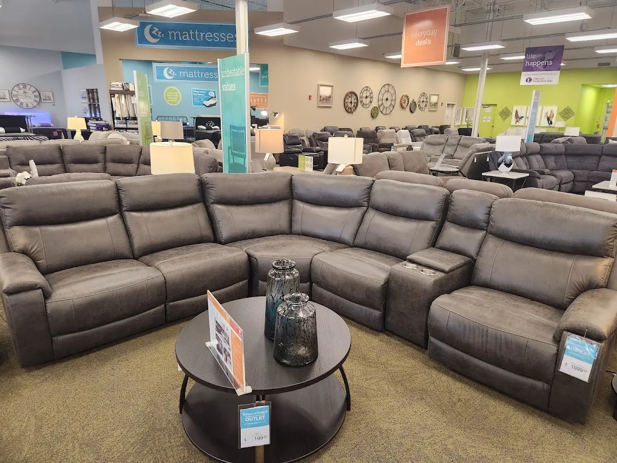 Raymour & Flanigan Furniture and Mattress Outlet photo 4