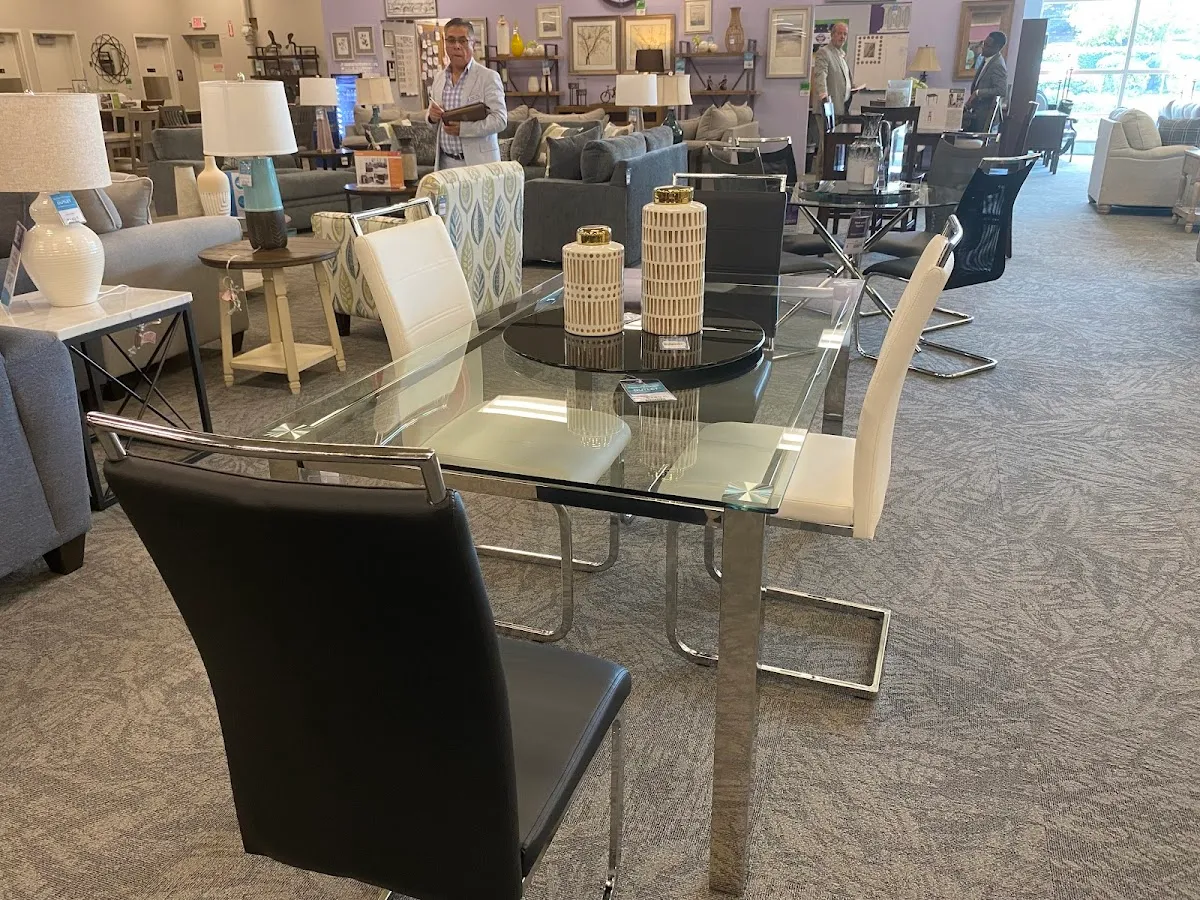 Raymour & Flanigan Furniture and Mattress Store photo 4