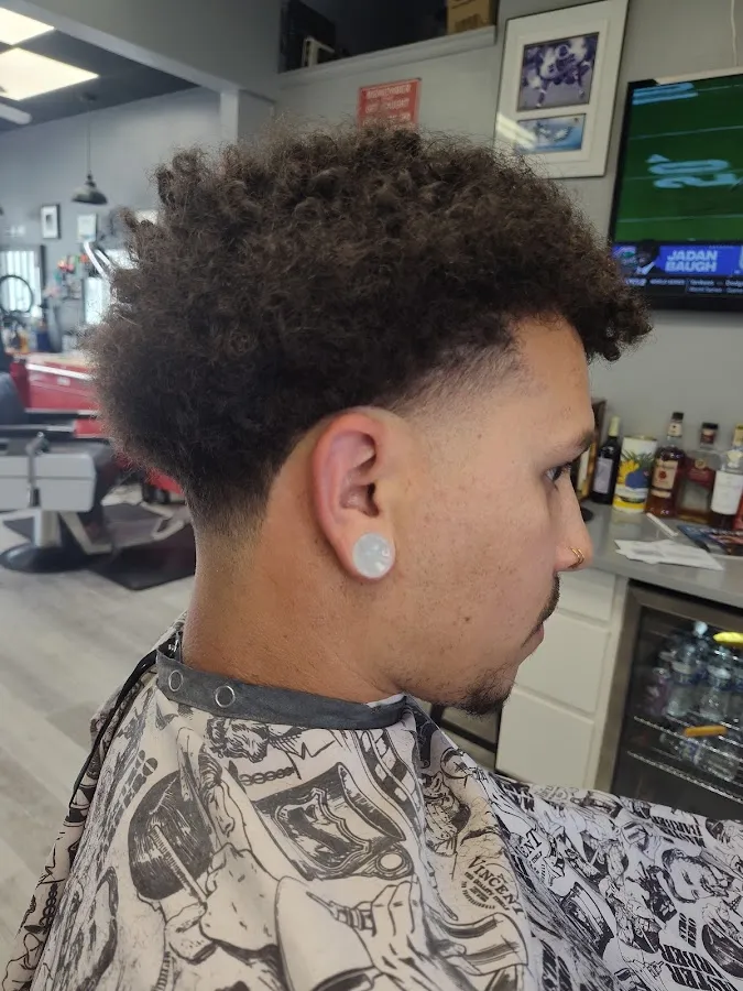 Ray's Xtreme Barber Shop photo 4