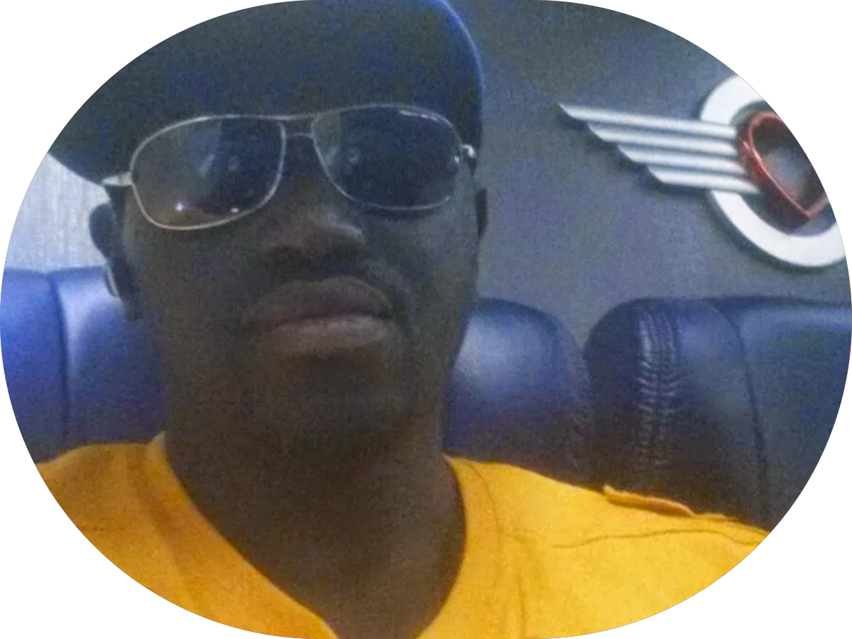 R&D Cash Outlet BUY-SELL-TRADE Vineland's #1 Cash Trader photo 5