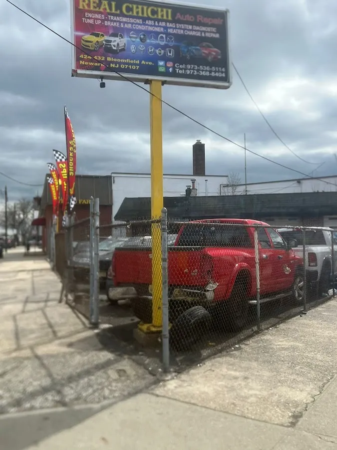 Real ChiChí Auto Repair photo 2