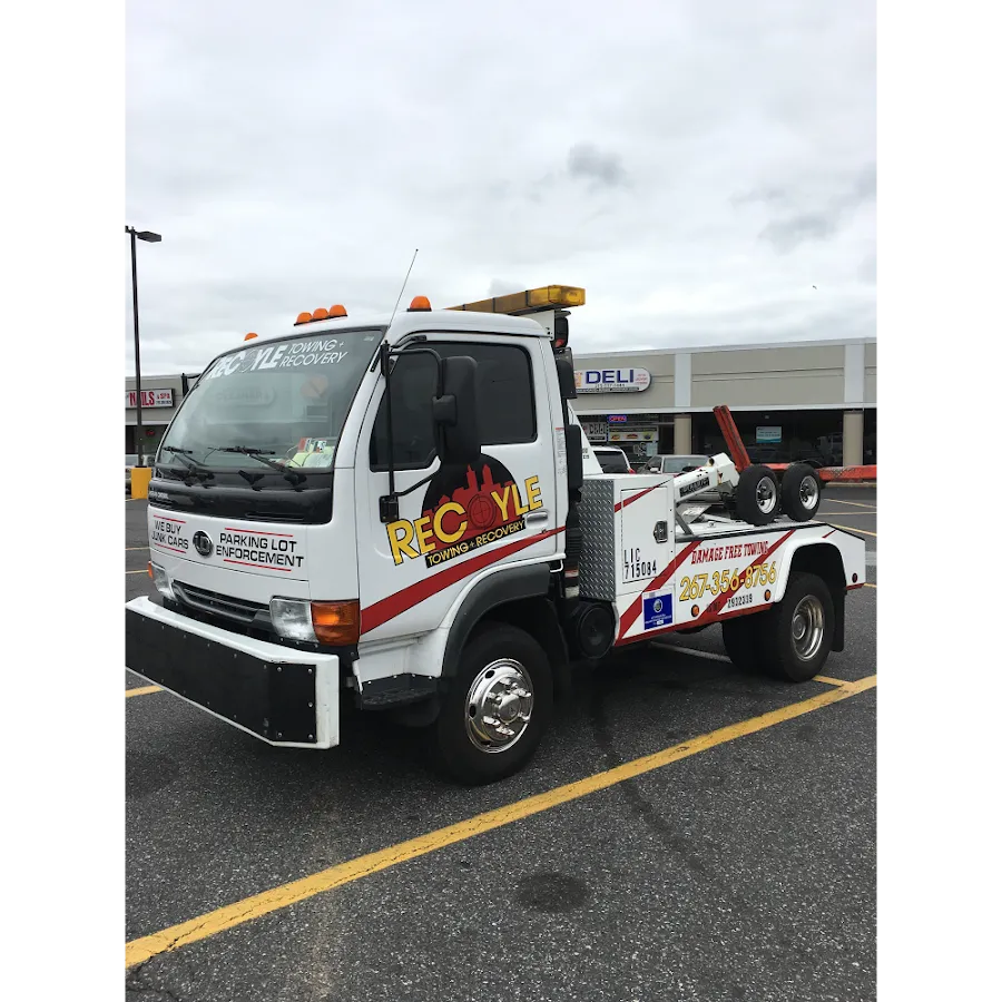 Recoyle Towing & Recovery LLC photo 2
