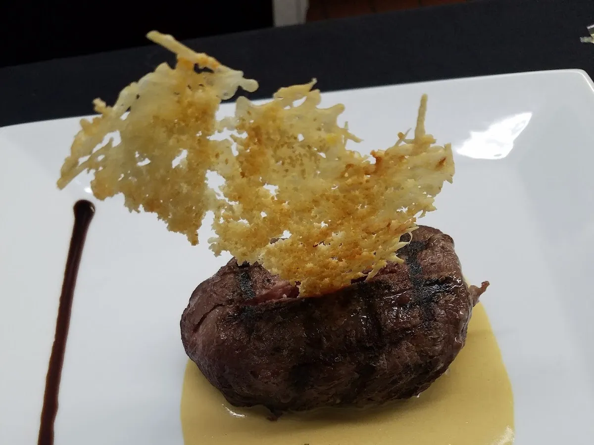 Red Wine Restaurant & Steak House photo 3