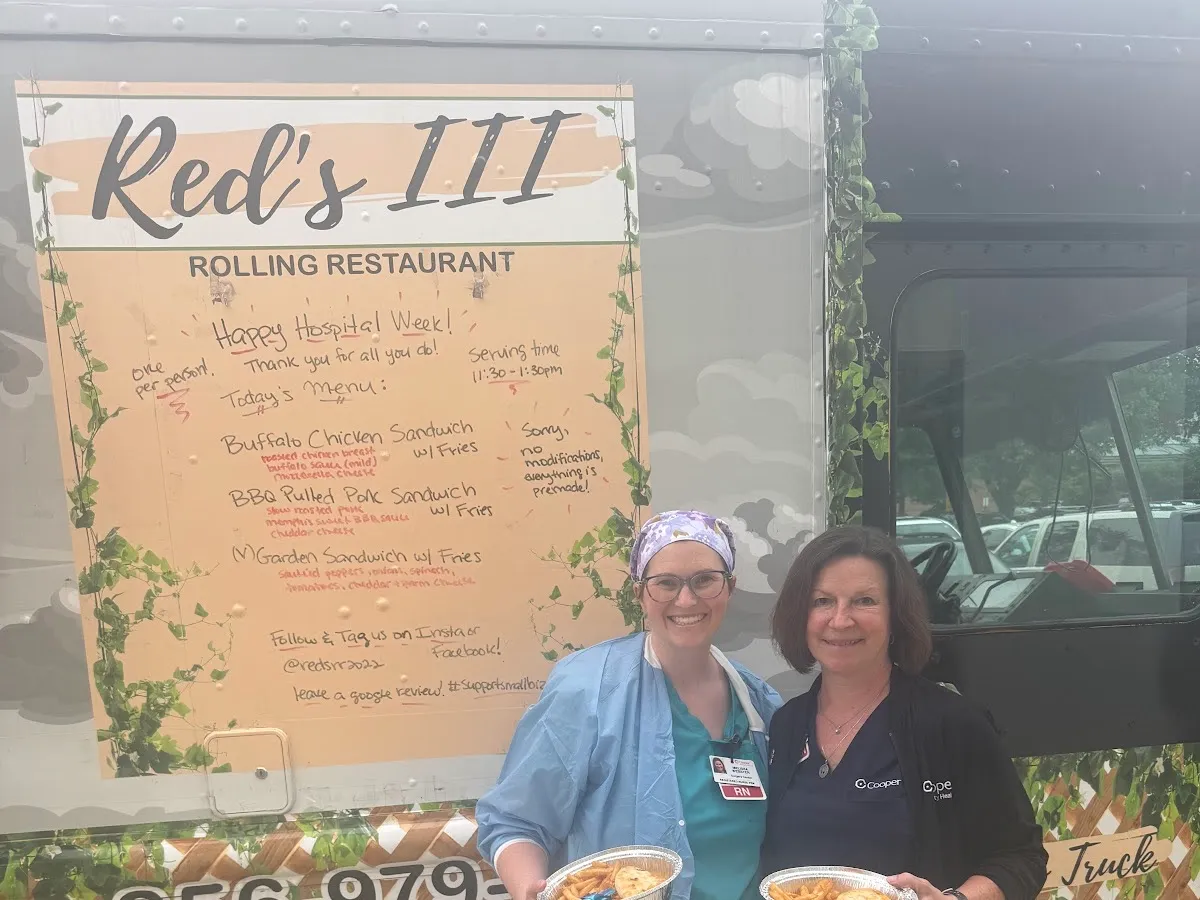 Red’s Rolling Restaurant I & II photo 2