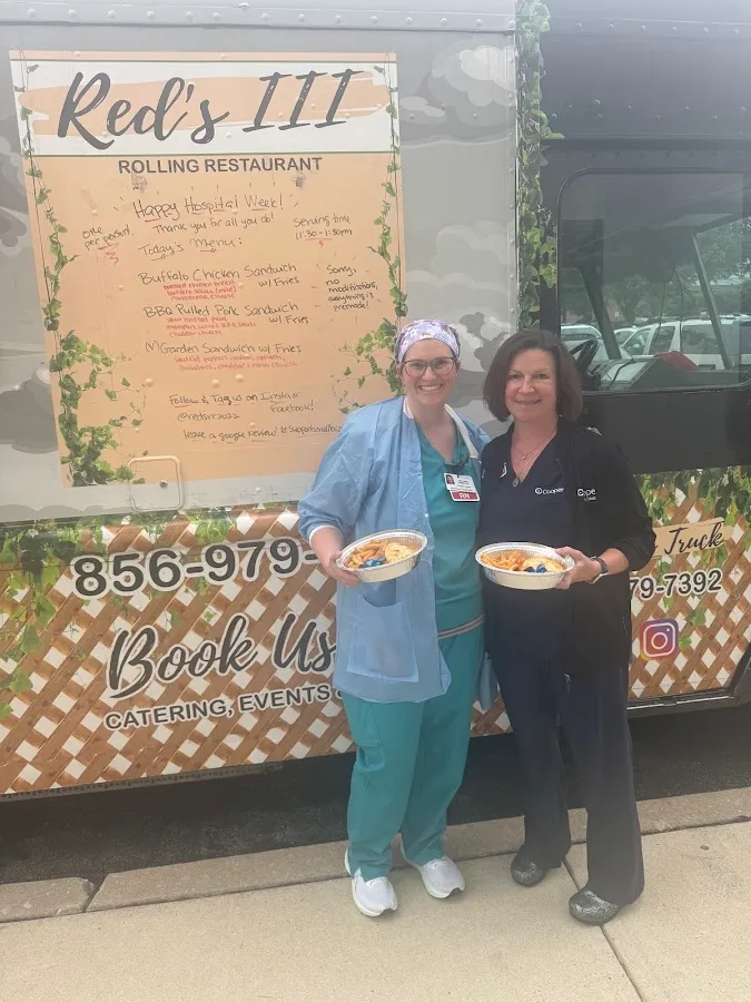 Red’s Rolling Restaurant I & II photo 4