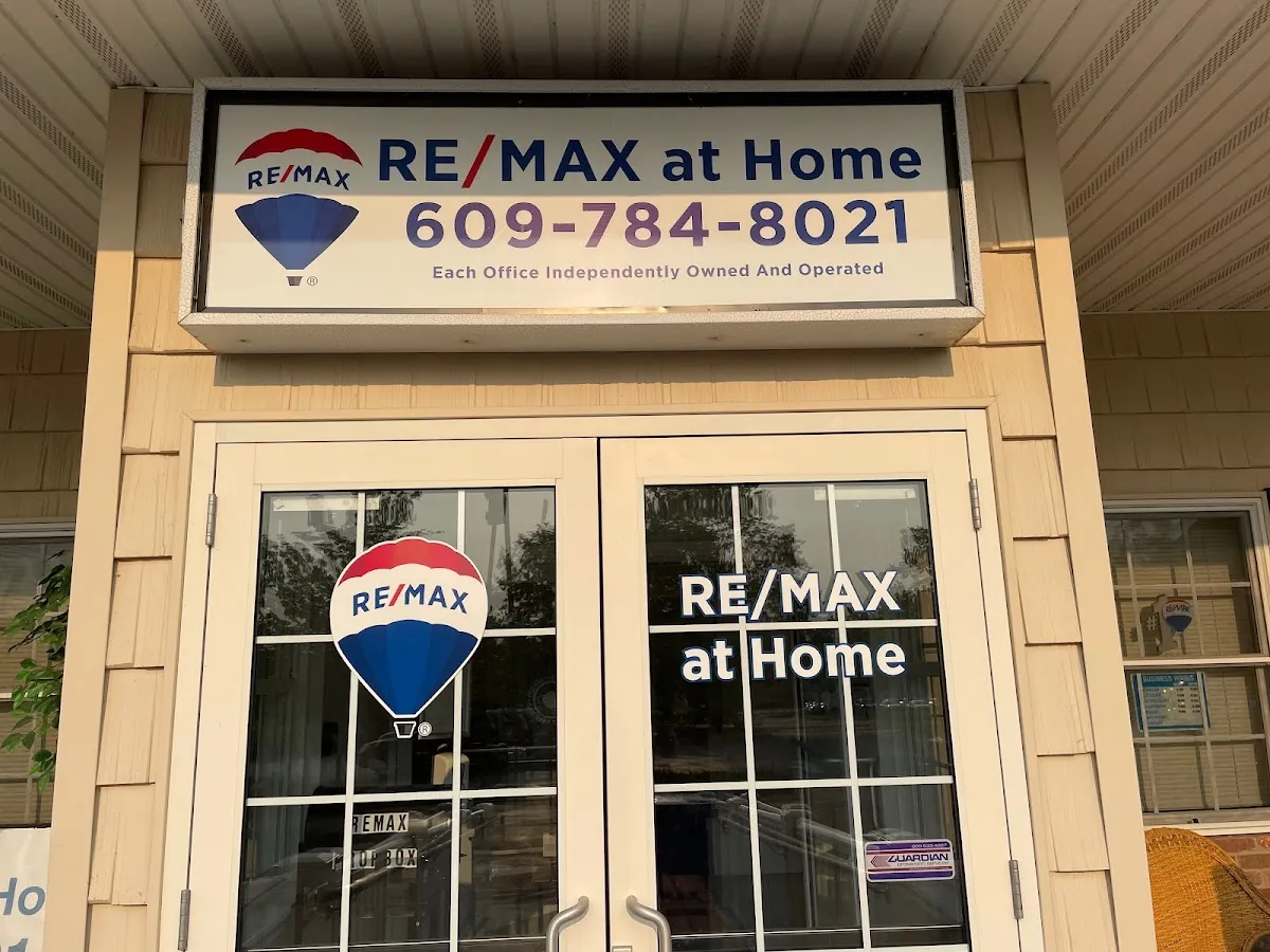 RE/MAX at Home photo 2