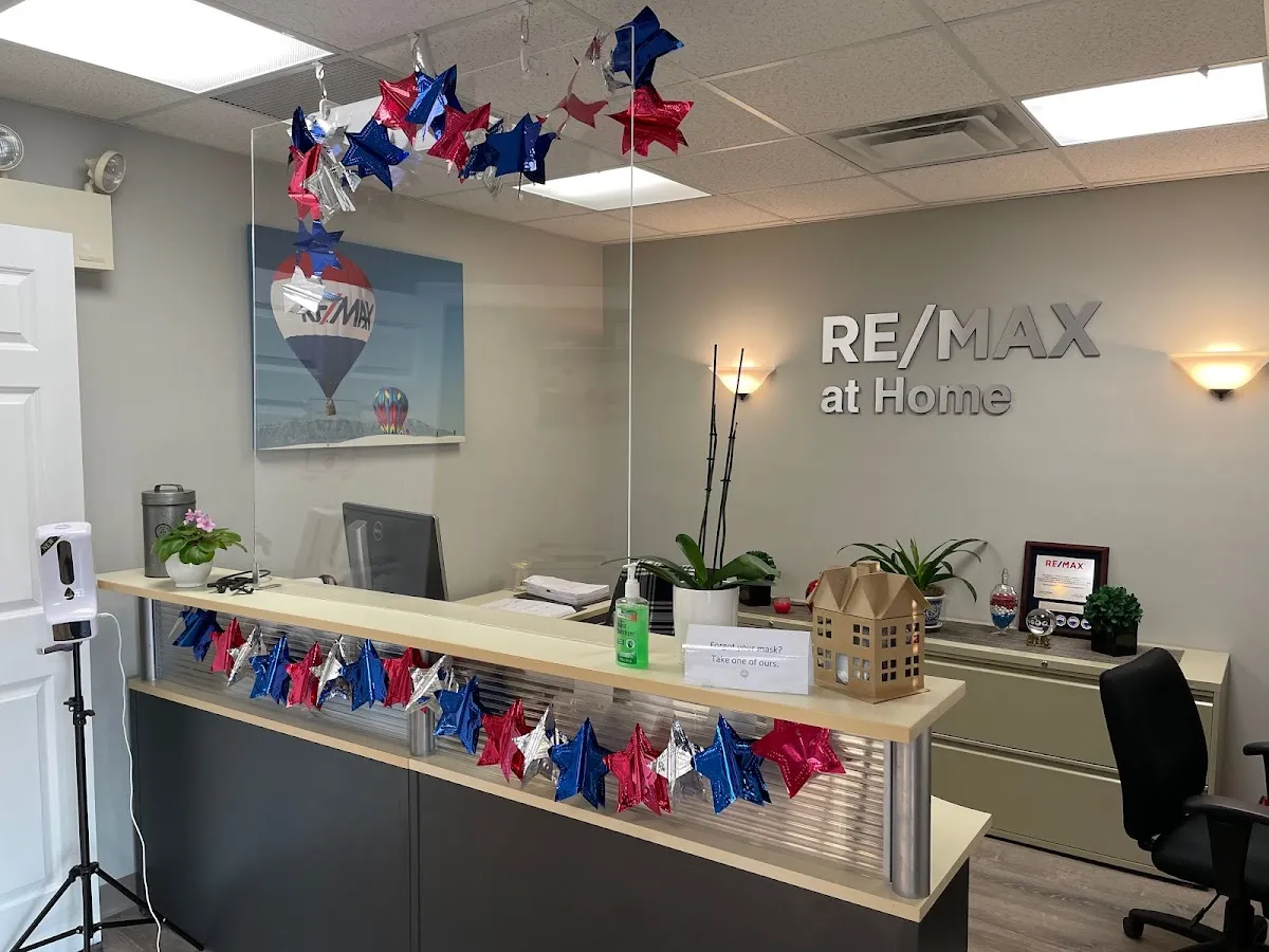 RE/MAX at Home photo 3