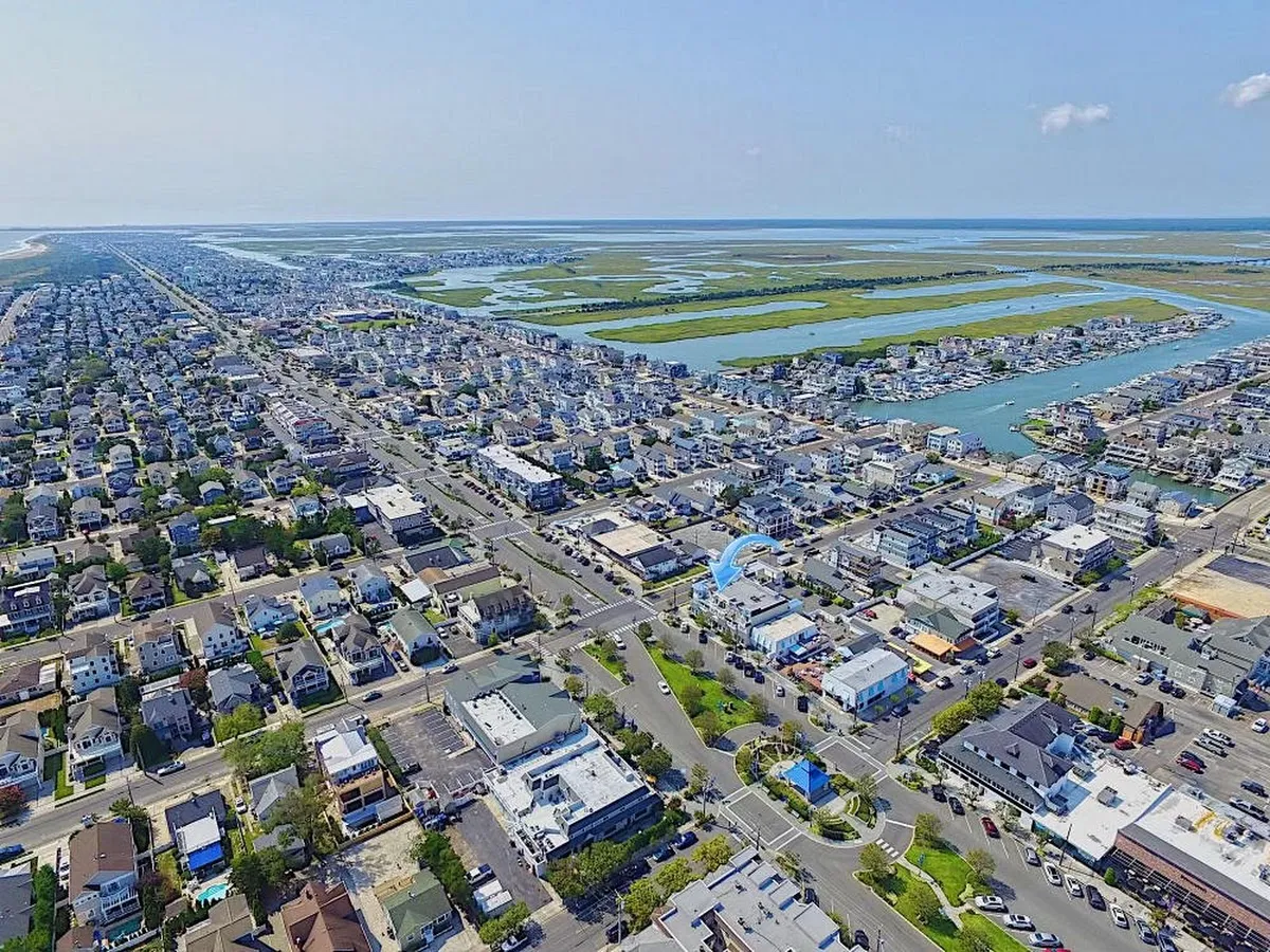 Re/Max Avalon-Stone Harbor photo 4