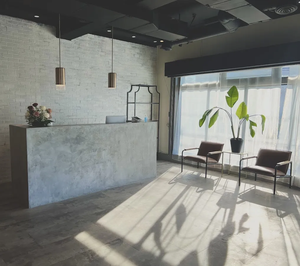 Renee Rose Beauty photo 2