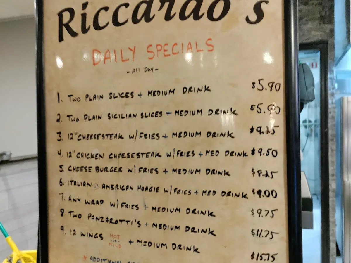 Riccardo's Pizza & Restaurant photo 2