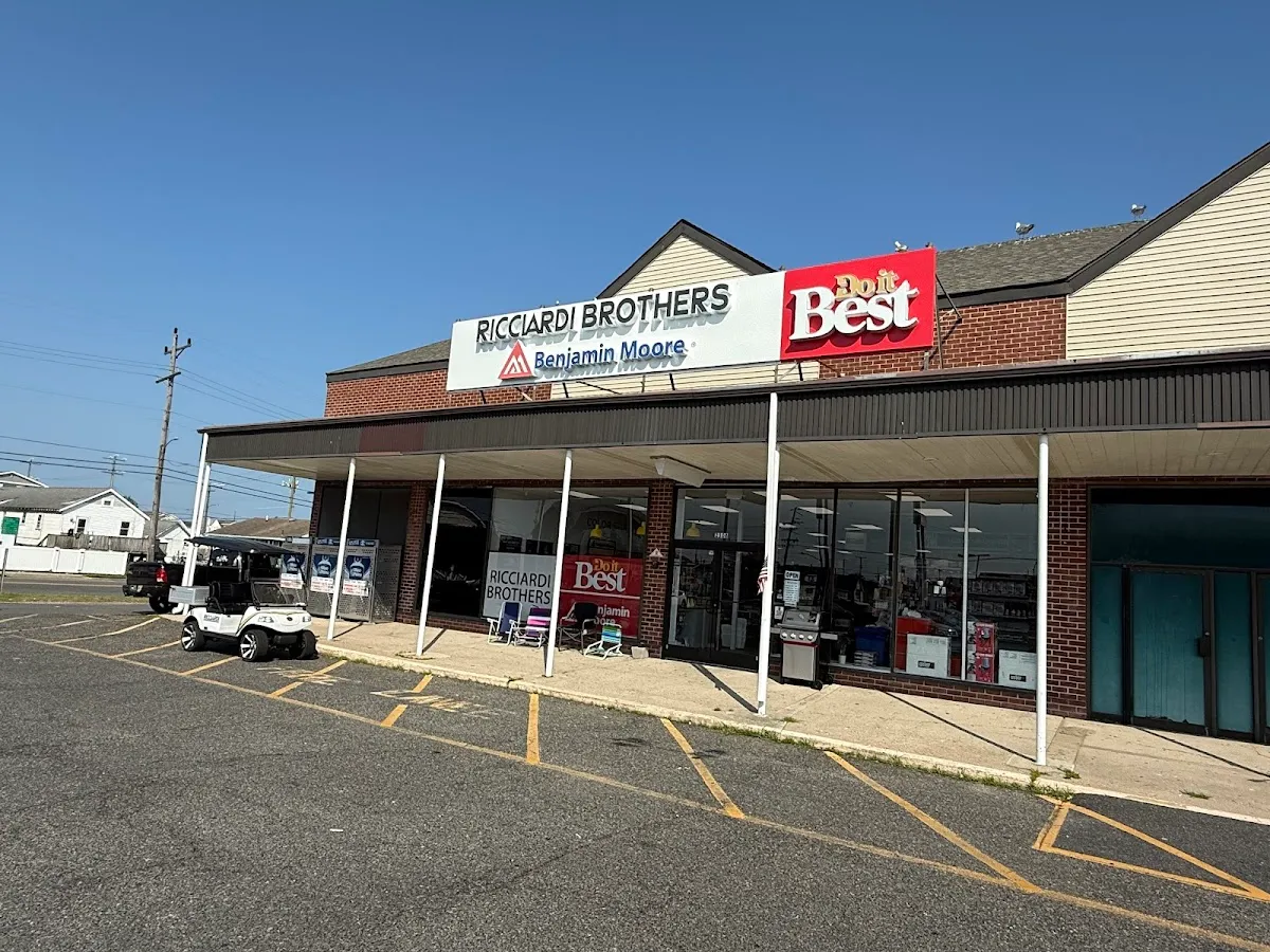 Ricciardi Brothers Paint & Hardware