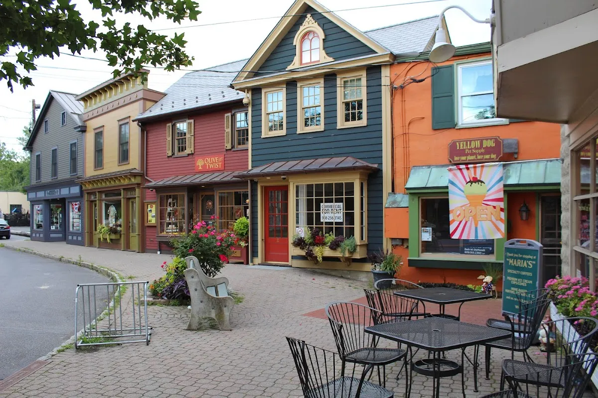 River Valley Realty LLC