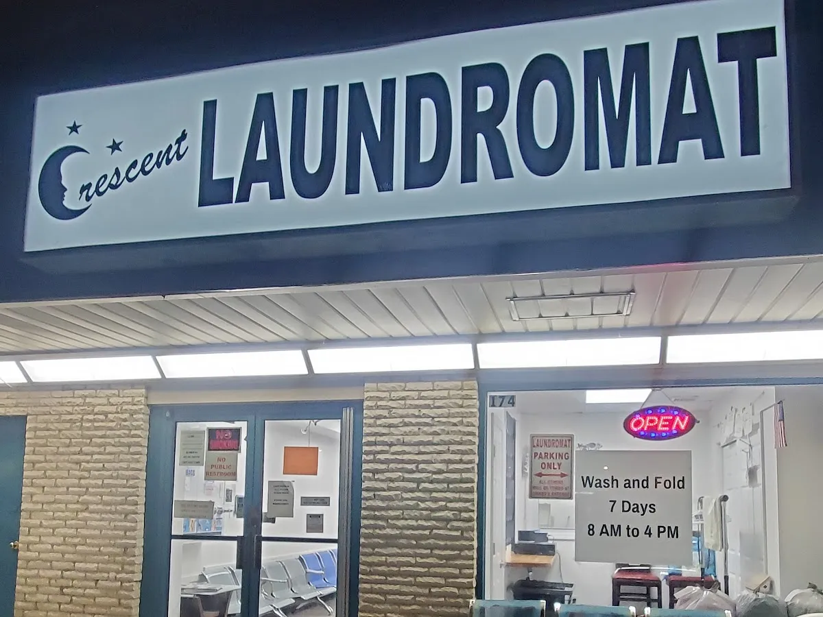 Rivertown Laundromat photo 5