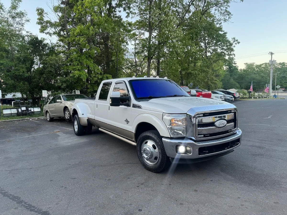 Roadside Towing & Recovery