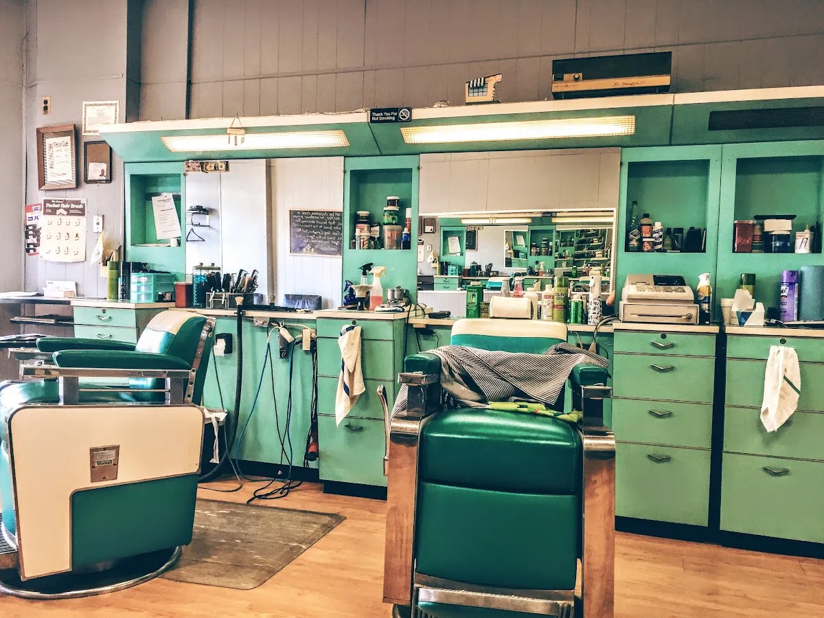 Robert's Barber Shop photo 2