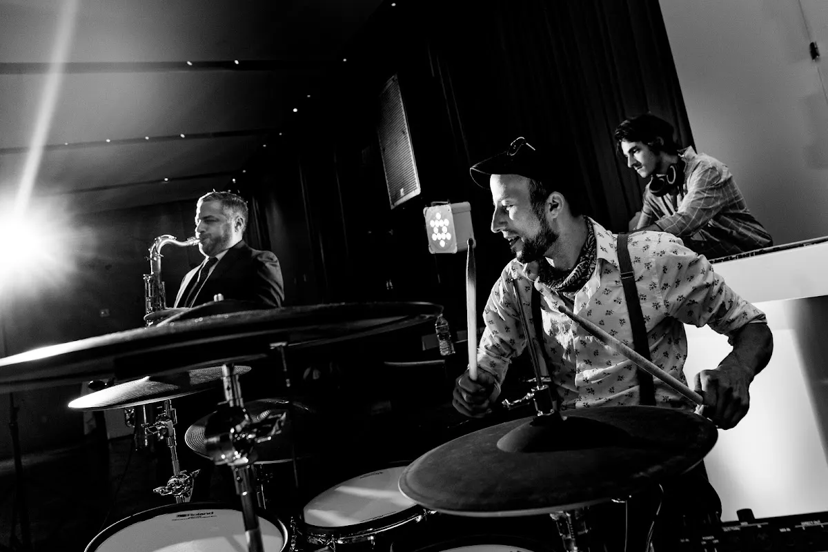 Rock It Entertainment