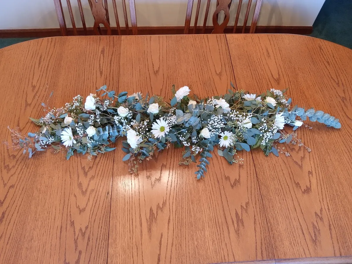 ROCKY & FRED'S CREATIVE DESIGNS FLORIST photo 2