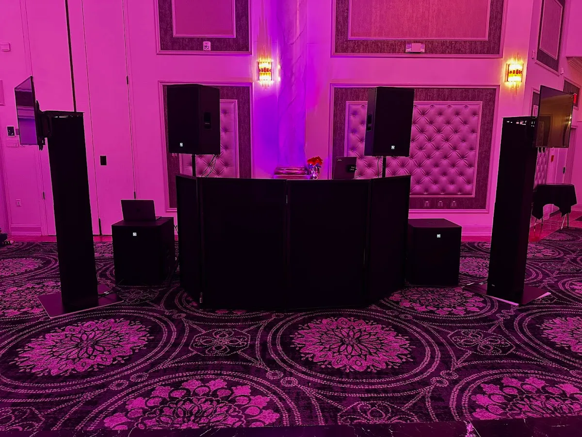 Rod Bell DJ Services photo 2