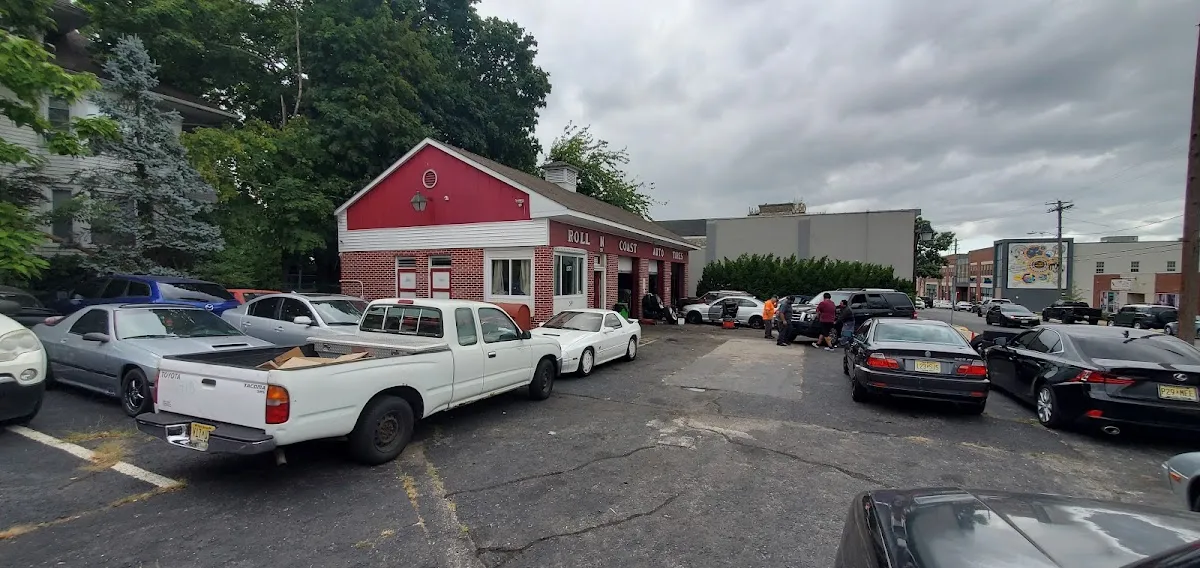 Roll'n Coast Auto & Tires LLC.